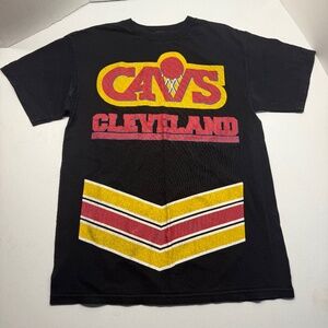 Cleveland Cavaliers CAVS Medium Short Sleeve T-Shirt, Hardwood Classics, Medium